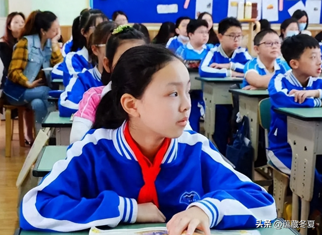 教育部扔下重磅炸弹：2026年开始，全国一律不准再买校外商业试卷