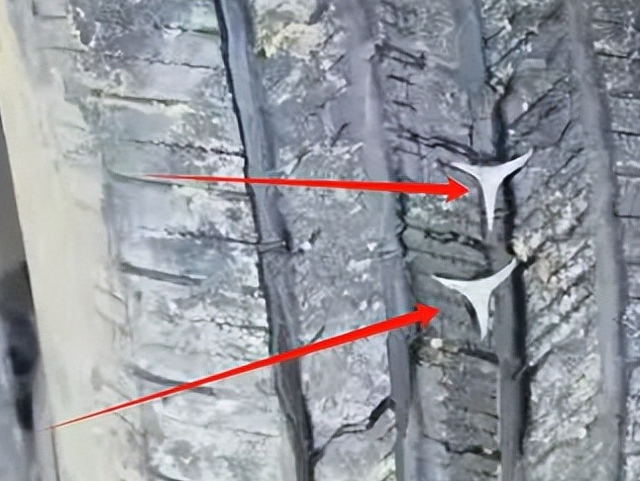 青海扎胎后续：三车12胎全爆，惯犯专挑荒郊野外下手，只坑自驾游