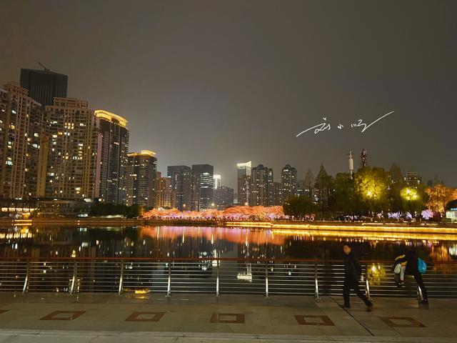 华中有个“散装省会”，一座城市就像三座城市，发展前景被看好？