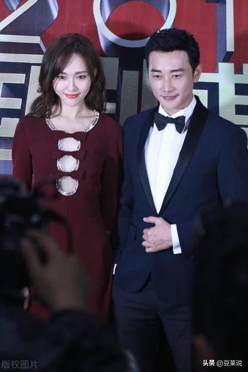 罗晋父亲在北京突发去世，唐嫣在上海一直未离开，婚变传闻被坐实