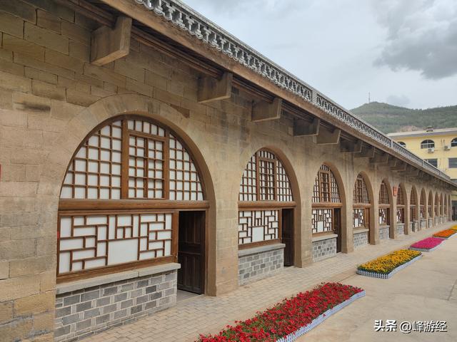 延安初印象，宝塔山远眺，延安大礼堂和陕甘宁边区政府旧址