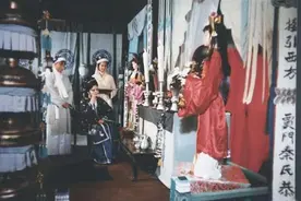 红楼梦：王熙凤听到林如海的死讯后为何笑了？背后大有深意图片