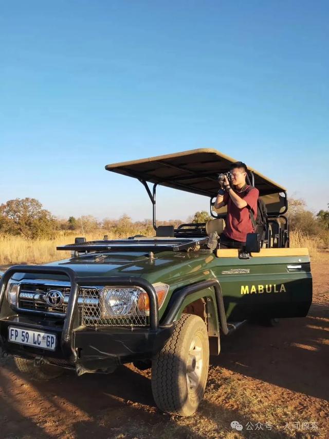 剪葡萄、送外卖挣学费,福建农村娃,如何走进世界顶级博物馆?