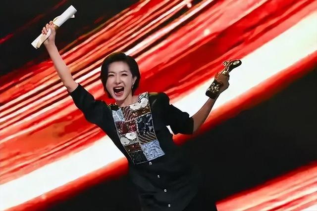 因长的太漂亮，七次拒绝导演“要求”被封杀	，43岁终凭实力拿影后