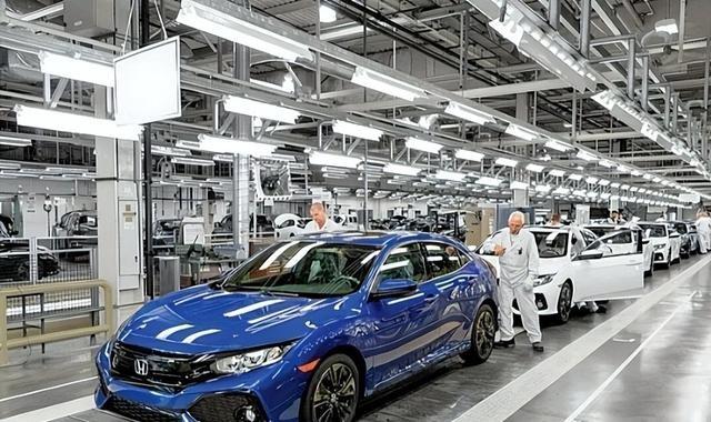 又一巨头倒下！连续11月下滑，1500亿利润蒸发，停产5天只是开始