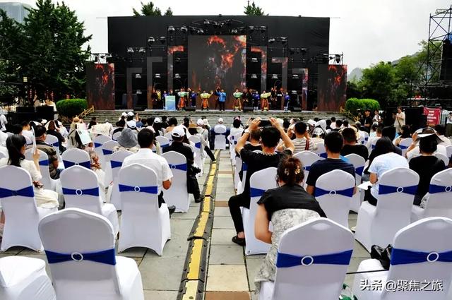贵州安顺启动2025避暑旅游生活季,21℃清凉引客来