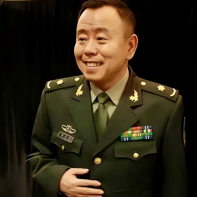 全家移民真相大白2年，享正师级待遇的潘长江，已走上另一条大道