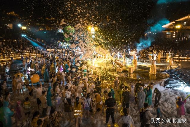 【知音湖北】荆楚不夜天·湖北“夜游”点亮你的仲夏浪漫（一）