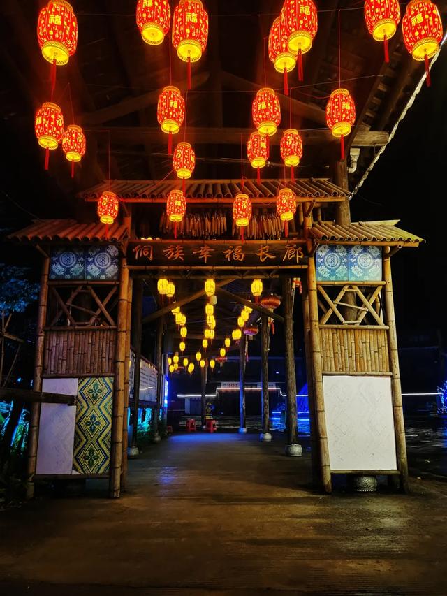 桂林:首届非遗千灯游园,光影艺术璀璨盛宴!