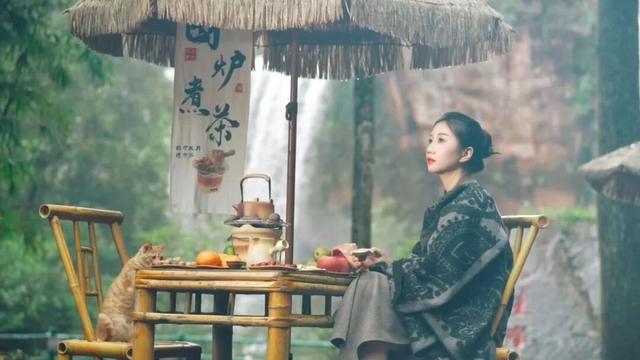 跟着赛事游遵义 | 冬季文旅“四件套”之围炉！赤水不止茶，还有更多新玩法……