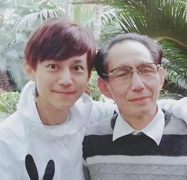 钱再多有什么用？官方出手揭开于谦真实现状，终是步上何炅的老路