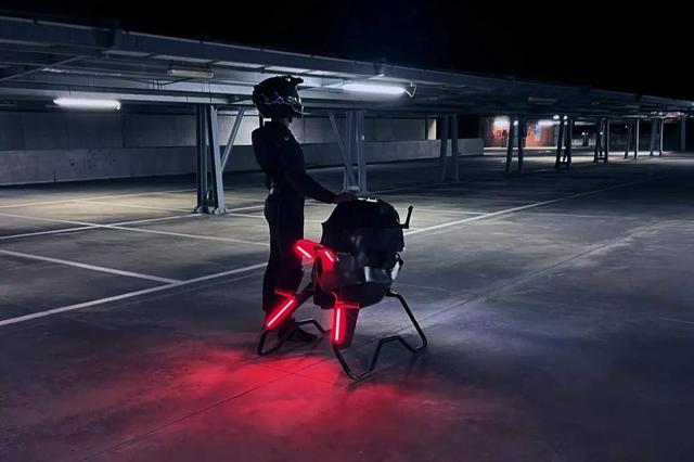 5分钟上手，无照就能飞：91万「空中F1」已经排到了2027