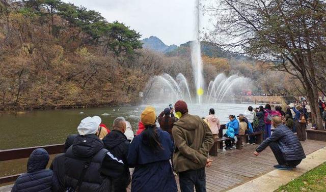 双休日全约满！千山圈粉众多鞍山游客