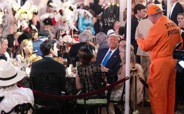 美国联邦政府“停摆”创纪录！总统的庄园，却是酒池肉林