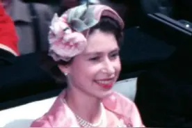 英女王：独宠一条珍珠项链87年，那是9岁时父亲送她的生日礼物图片