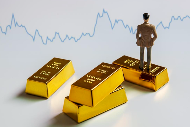 金价狂飙破4300美元！港股黄金股集体跳涨	，这波行情真稳了？