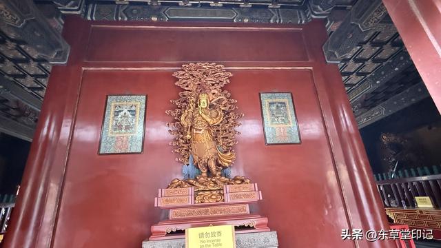 北京雍和宫：从王府到皇家寺院，藏着清代多民族建筑的巅峰智慧