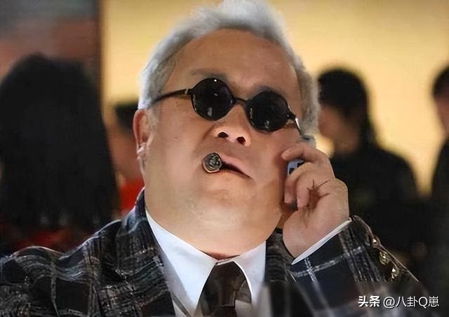 贪财好色、抛妻弃子、赚国内钱跑国外花，这几位就是所谓的前辈？