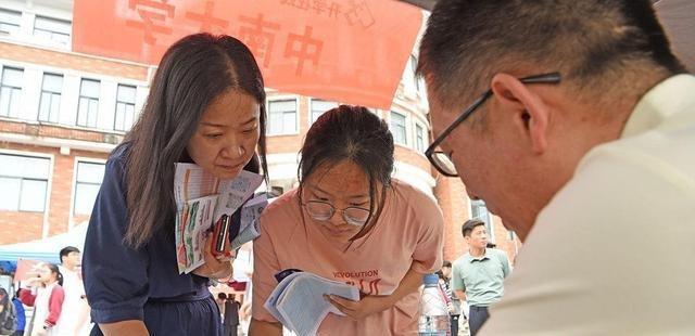 2025湖南高考投档线出炉：西安交大621，浙大630，湖南师大631！