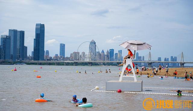 南昌玩疯了！赣江变 “海” 吸 200 万人，治水治出顶流