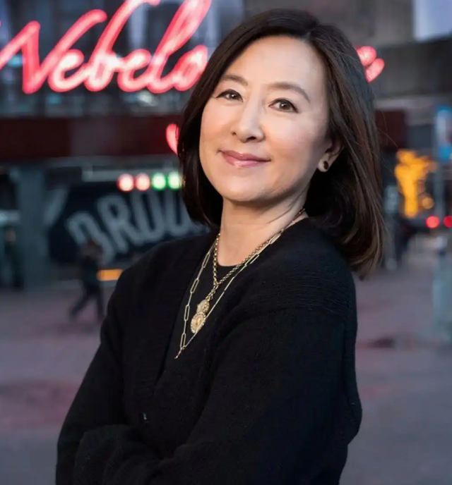 阿里巴巴主席官宣离婚，荒唐一幕出现，出轨女主持人传闻已有真相