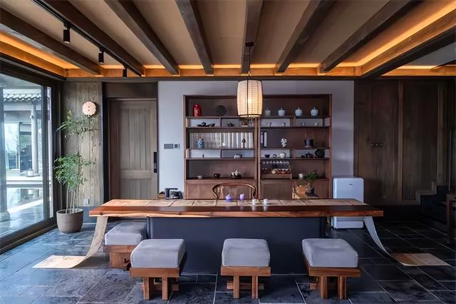 他们把废弃知青点，变成武当最美的“道隐山居”