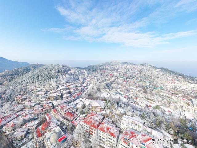 庐山雪景分外妖娆