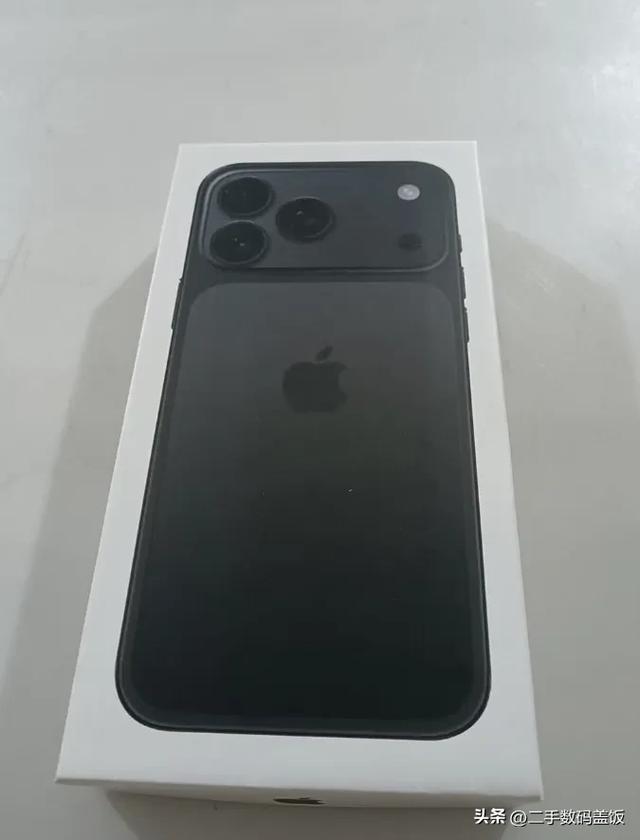 根据iPhone 17系列流出的CAD图提前开工，山寨机比真机提前现身！