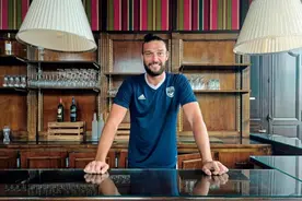 昔日英国标王，沉醉于法国第4级联赛图片