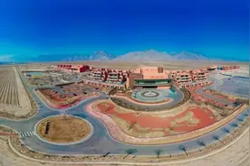 空中看宁夏｜贺兰山下新秘境图片