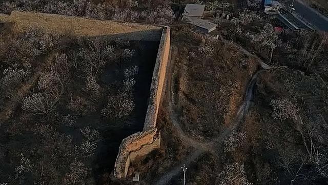 丰县河底藏着一座"地下宫殿"？石马石狮守护的明代官场密码