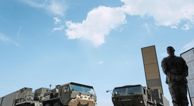 中日还是在北京谈崩了，解放军双航母出动，日本盟友没一个敢出头