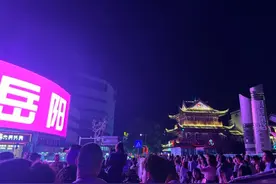 相约2025·共赴旅发盛会丨裸眼3D屏惊艳亮相！科技光影点亮岳阳文旅新篇章图片