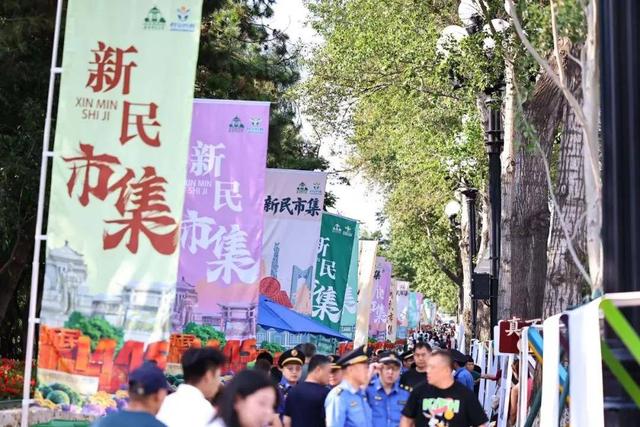 新民大街太火爆了！长春很多人都去了！今天咱也必须去！