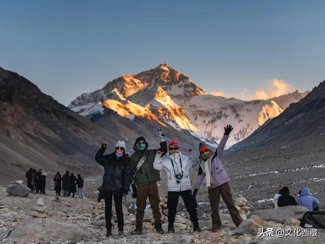 60年，西藏文旅的“逆袭记”：藏戏新生、铁路穿山、万羚奔腾！