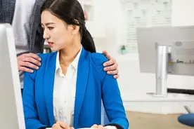 领导对你说“辛苦了”，低情商回“谢谢”，高情商用教科书级话术图片