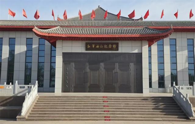八月漫游吴忠指南：三条线路解锁舌尖与远方