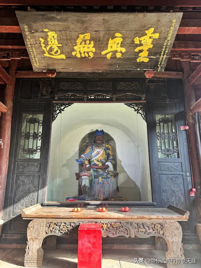 阆中古城的中天楼和张飞庙