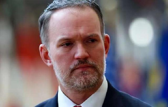 中方刚完成200万吨大豆采购，美代表随即向全球宣布	，要缩减对华贸易规模