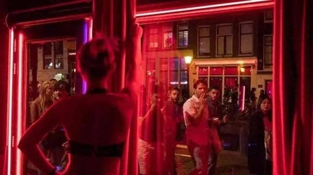 立陶宛为啥被称为“欧洲淫窟”？带你去瞧瞧这个可悲的中欧小国