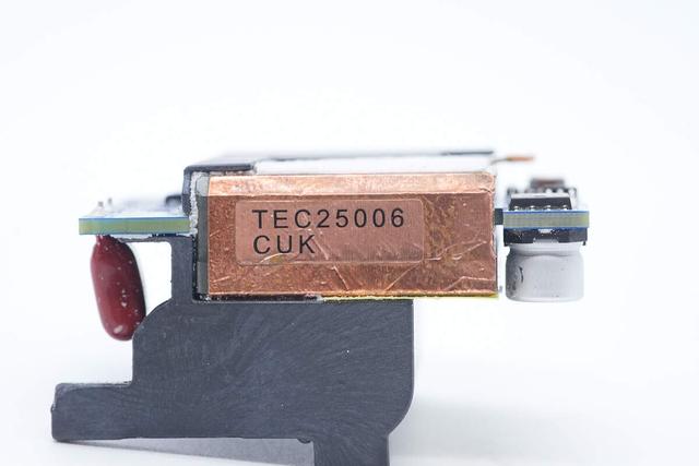 小米120W澎湃秒充+100W PD快充，酷态科10号超级电能充mini拆解