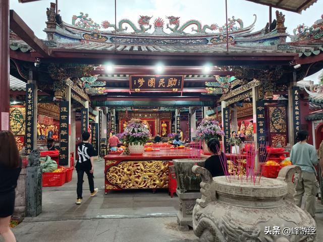 雨中被困揭阳城隍庙，却无意间破解了城隍爷的身份