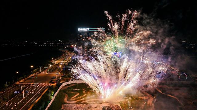 滑雪开板庆生，太仓阿尔卑斯二周年冰雪派对