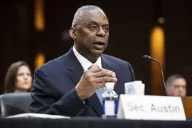 秦安：伊朗或封锁海峡、乌克兰炸俄炼油厂，美防长慌乱出面阻止图片