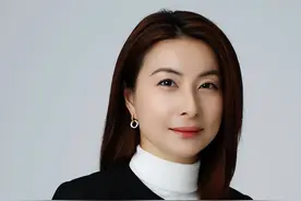 郭晶晶的4个身份：外界低估了她的地位，霍启刚非她不娶实属高攀图片