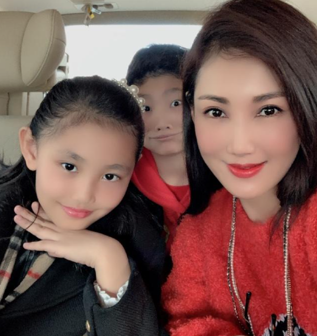韩磊不忍了！曝光“情人”真相，揭穿白瑞真面目，狠狠出了口恶气