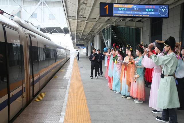 汉中文旅“放大招” 花式宠客 盛礼迎宾