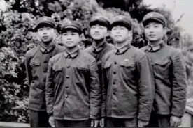 从“巴依裤衩”到“兜裆裤”，当兵时我们穿过两种内裤，感觉不同图片