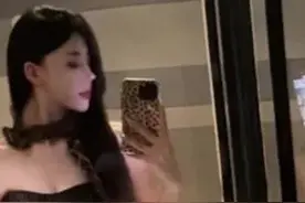 曝易建联PC！私密照和聊天记录曝光，女方19岁，大量美照流出图片