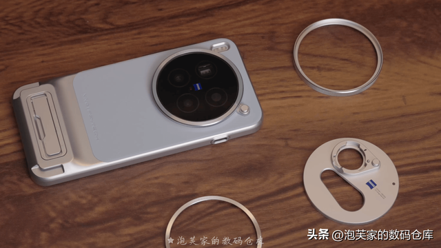 vivo X300 Pro体验 2亿像素不是噱头 你出门会带增距镜吗